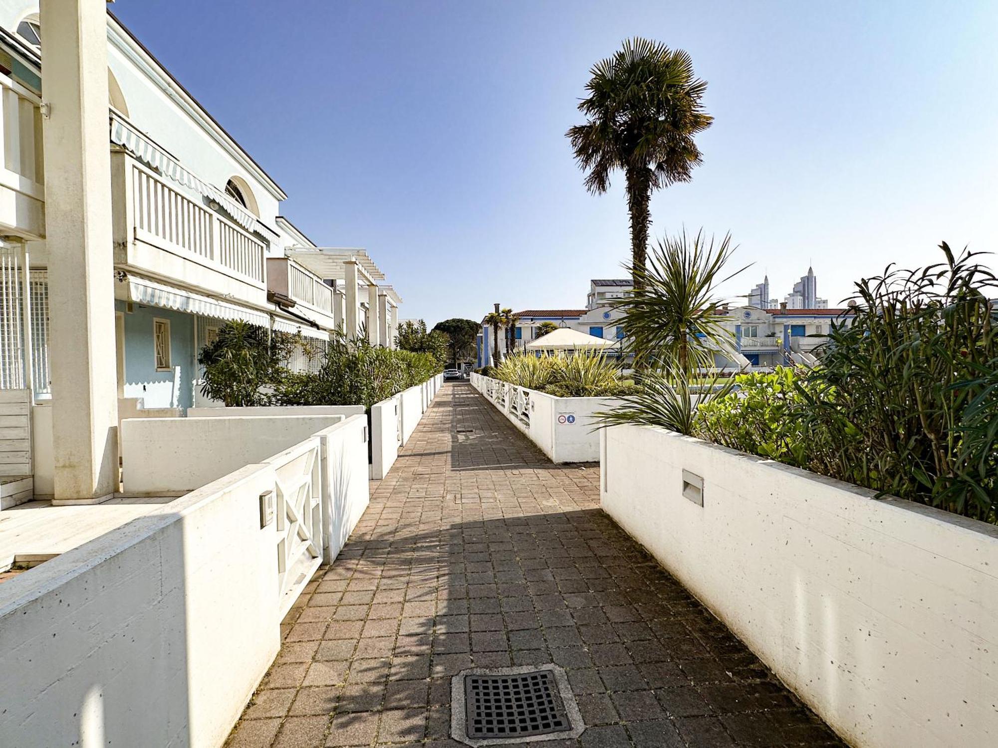 Piscina - Antenore * Lido di Jesolo